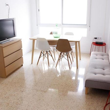 Apartamento privado Próximo a playa y ciencias con wifi Apartamento Valencia Exterior foto