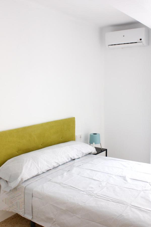Apartamento privado Próximo a playa y ciencias con wifi Apartamento Valencia Exterior foto