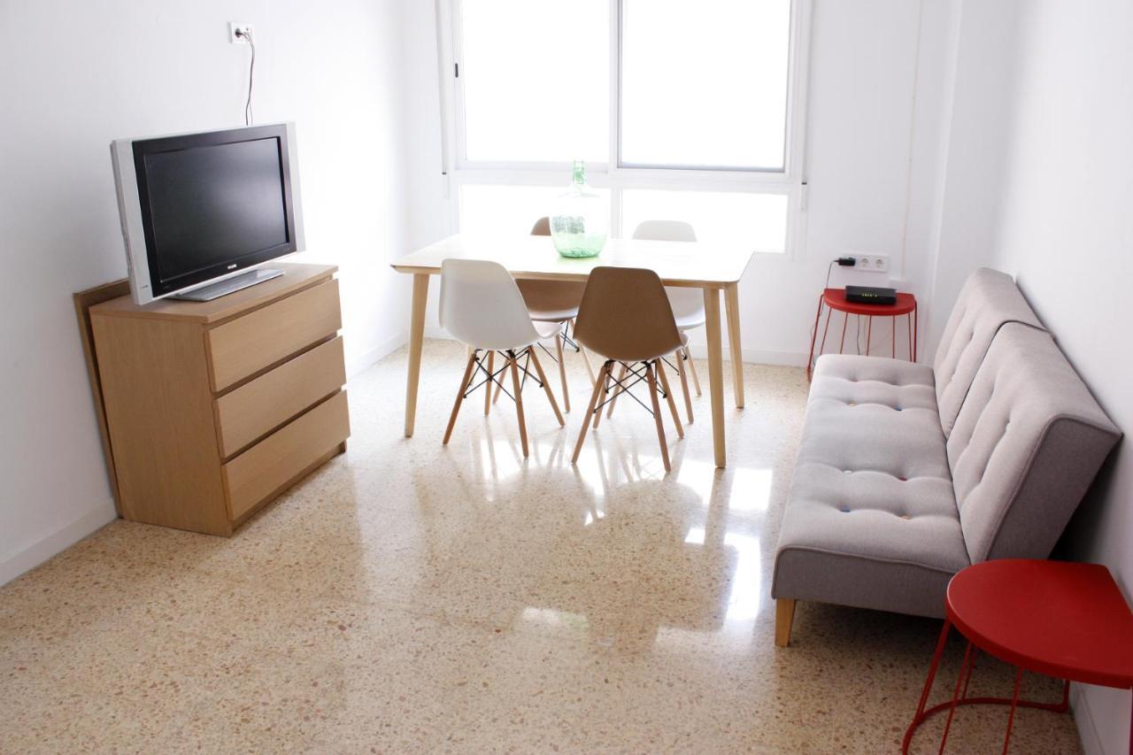 Apartamento privado Próximo a playa y ciencias con wifi Apartamento Valencia Exterior foto